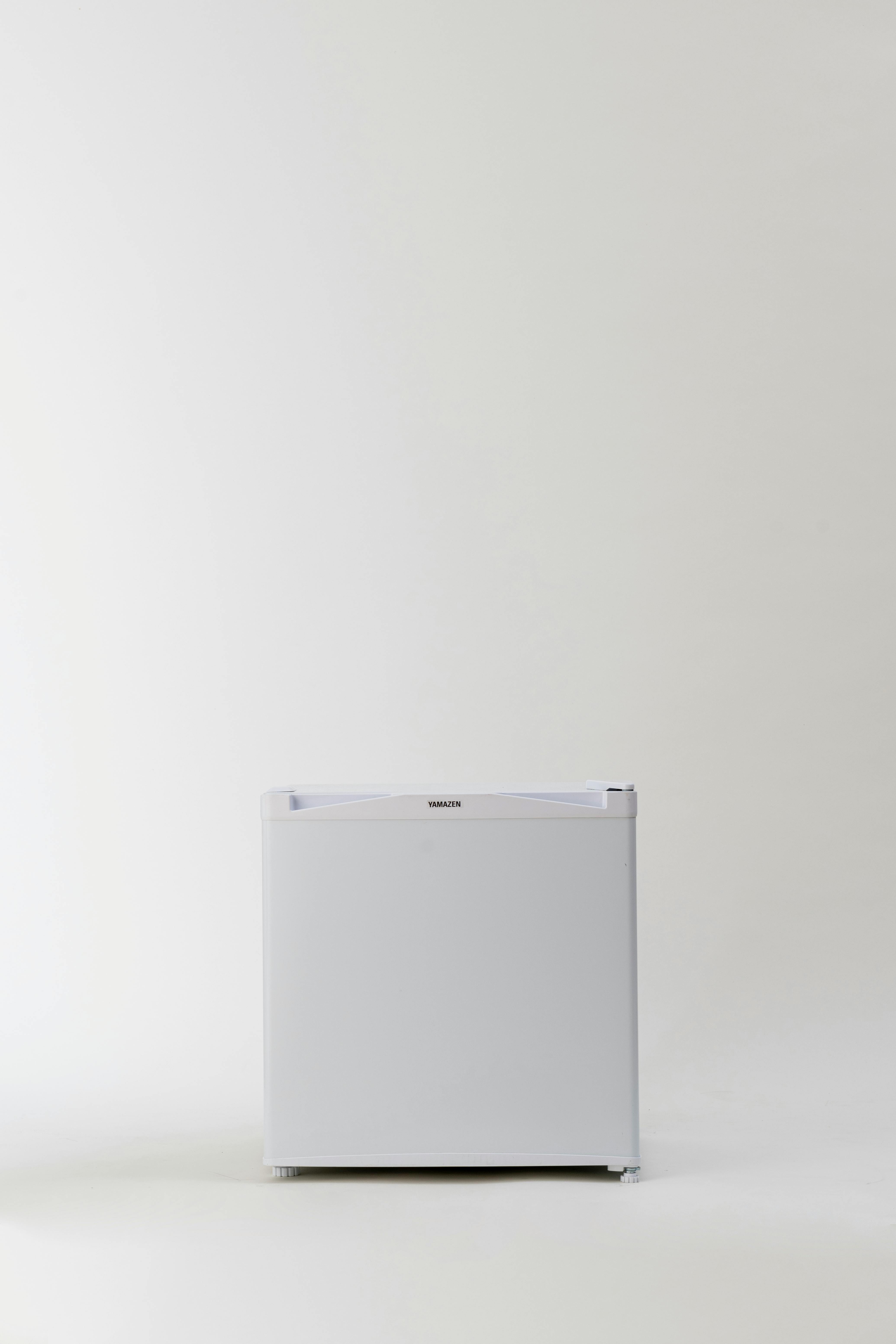 YAMAZEN 冷蔵庫 小型 1ドア冷蔵庫 46L YFR-51(W) 4983771089152【別送