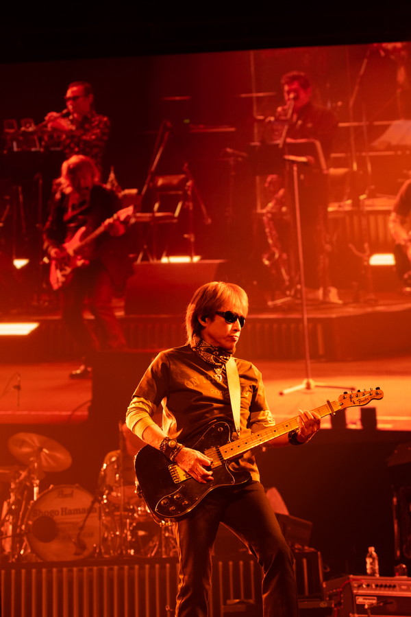 オフィシャルレポート】浜田省吾、“忘れられない場所”武道館公演セット