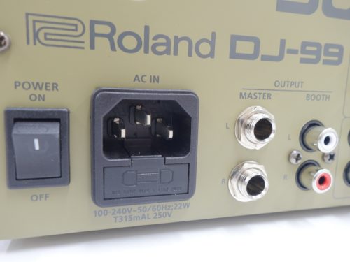 ローランド限定 ターンテーブル「TT-99」とDJミキサー「DJ-99」実機見