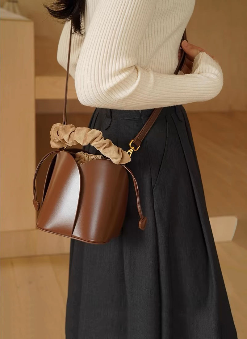 ISOLÉ公式｜バケットバッグ インスタ映え 本革 ISOLE