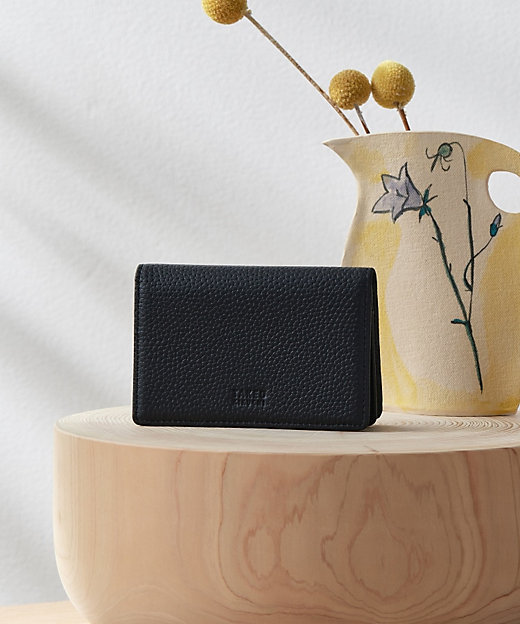 ソフトシュリンクレザー 名刺入れ（2002107393） | TAKEO