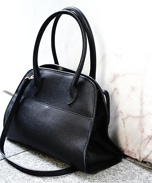 AULENTTI（オウレンティ）ボストンバッグ