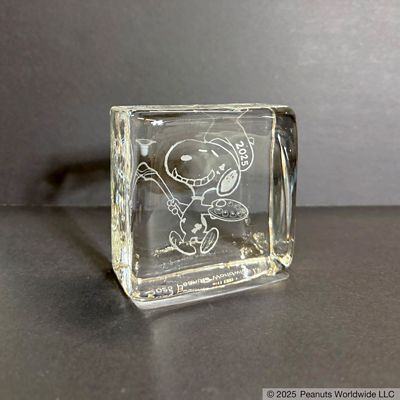 3Dレーザークリスタルスヌーピー銀座