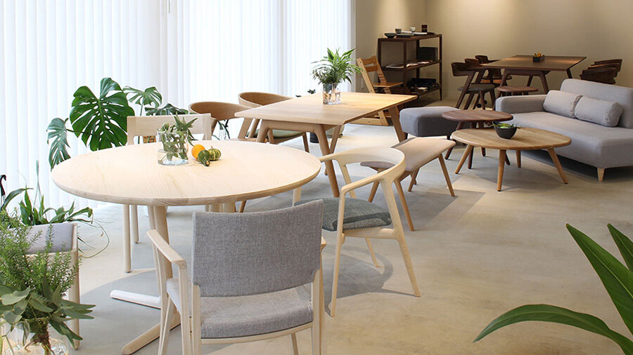 スタイル | イストク : 匠 こだわり 徳島の椅子