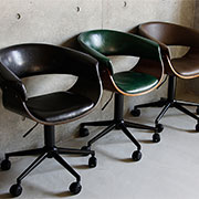 ミッドセンチュリーなデスクチェア - 椅子の店