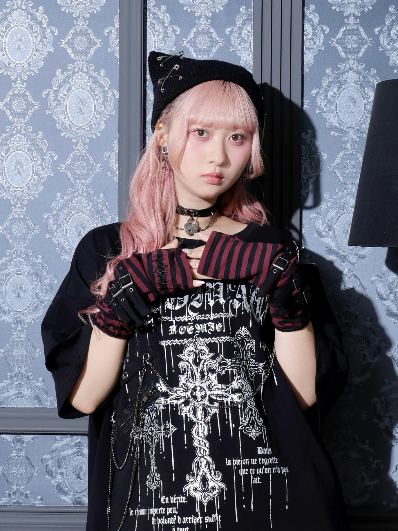 メニーベルトアームカバー（グッズ｜黒・赤・濃グレー・オフホワイト