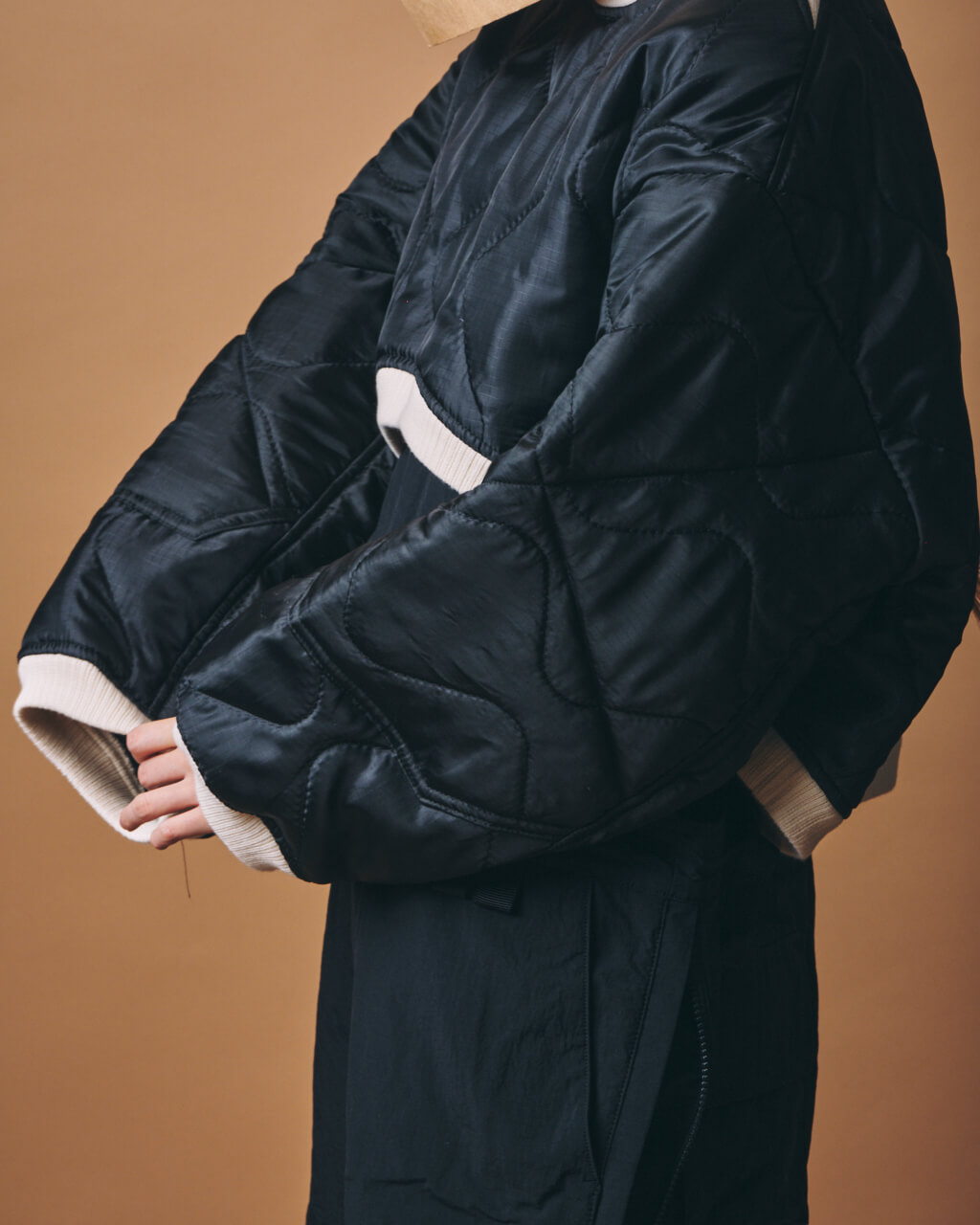 m.u × PRE_QUILTING PULLOVER BK – Japoness