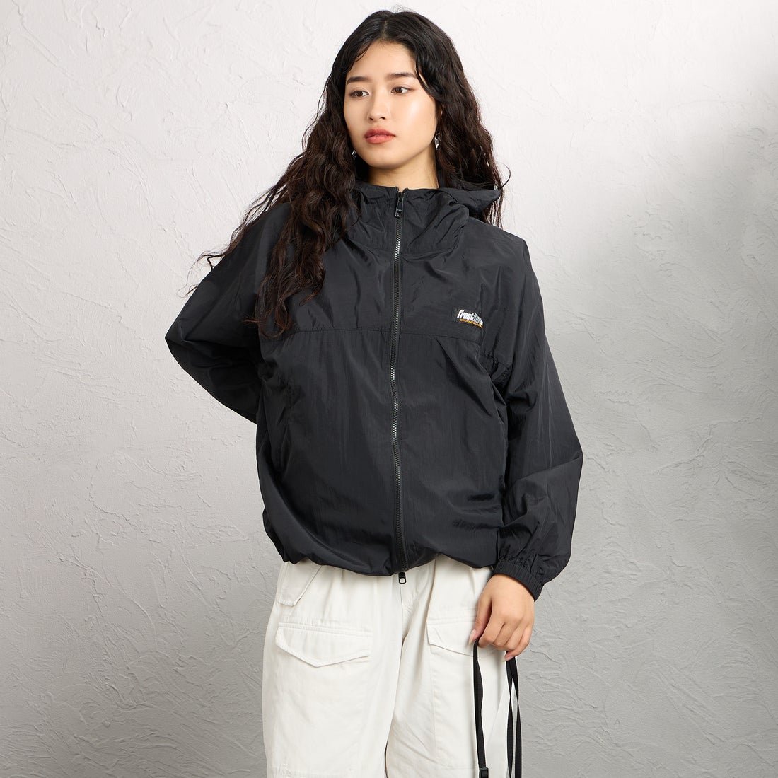 frostline [フロストライン] 別注 ナイロンフードジャケット [FL24-JK