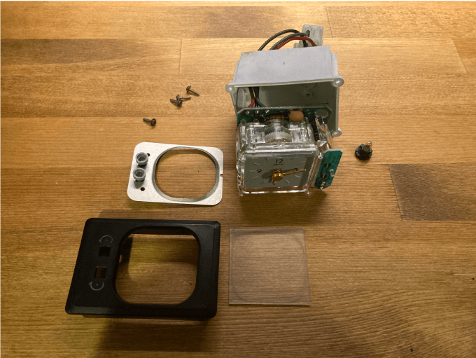 ジムニーの純正アナログ時計取り付け編 | ジムニー愛がとまらない車DIY