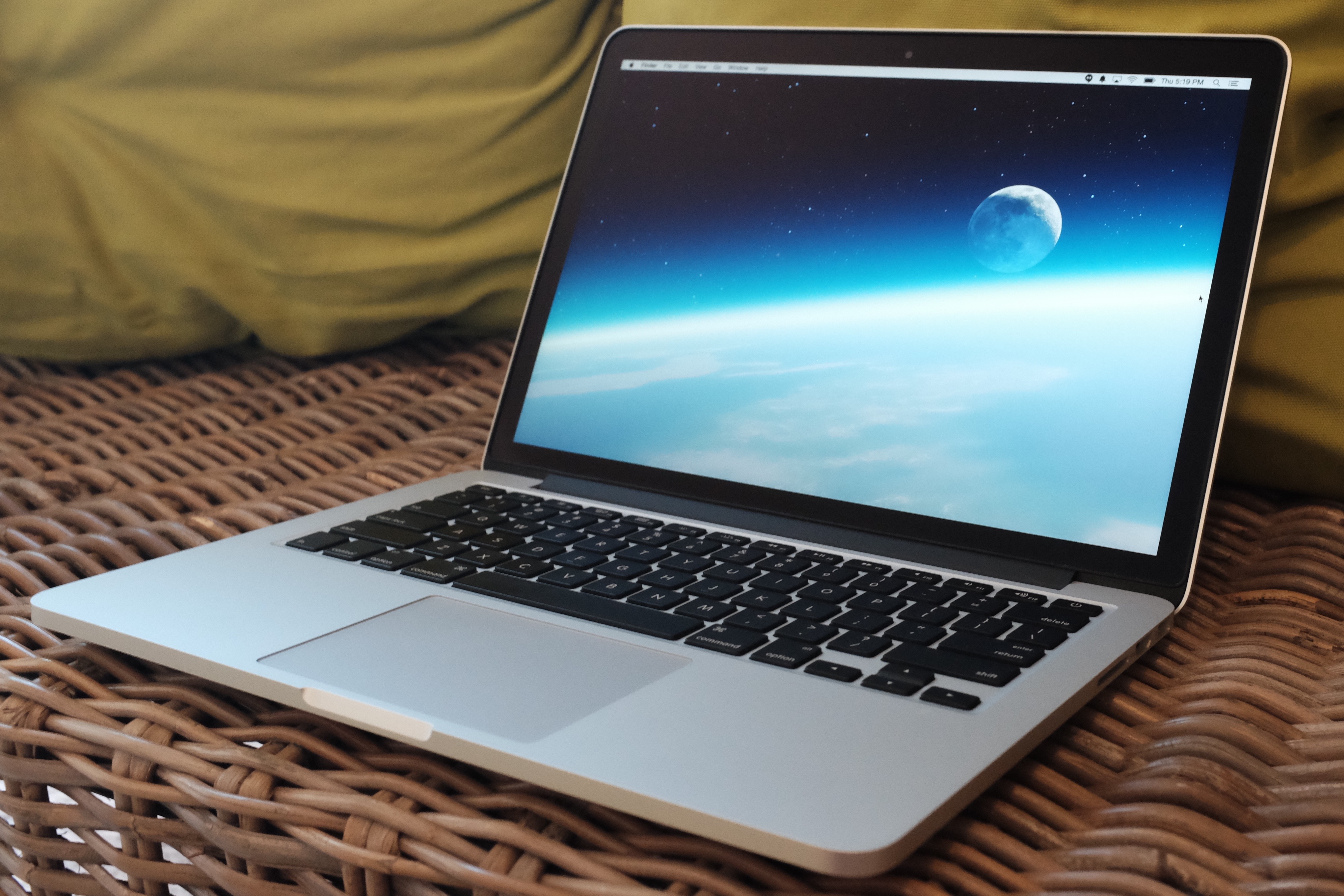 MacBook Pro(Retina・13-inch・Early 2015) 【公式通販】