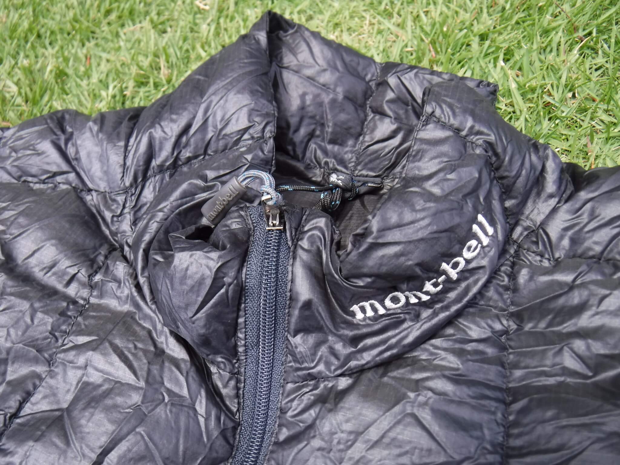 ソロキャンプにおすすめ mont-bell(モンベル) EXライトダウン