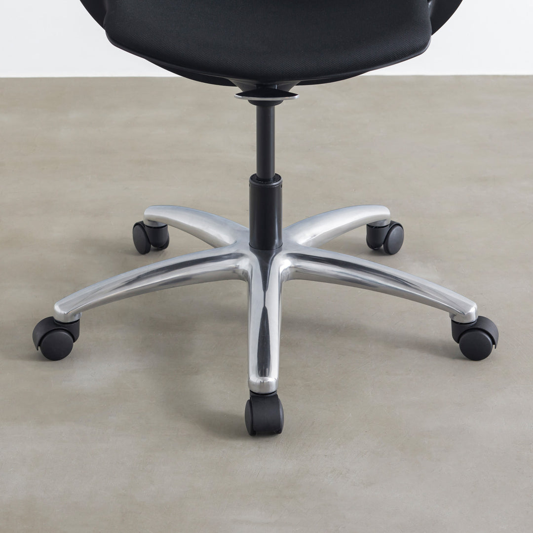 Unique - Style Black silver ユニークなフォルム デスクチェア