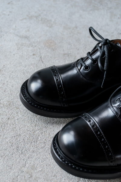 QUILP by Trickers M7401 Oxford Shoe Black Box Calf | kado〔カド