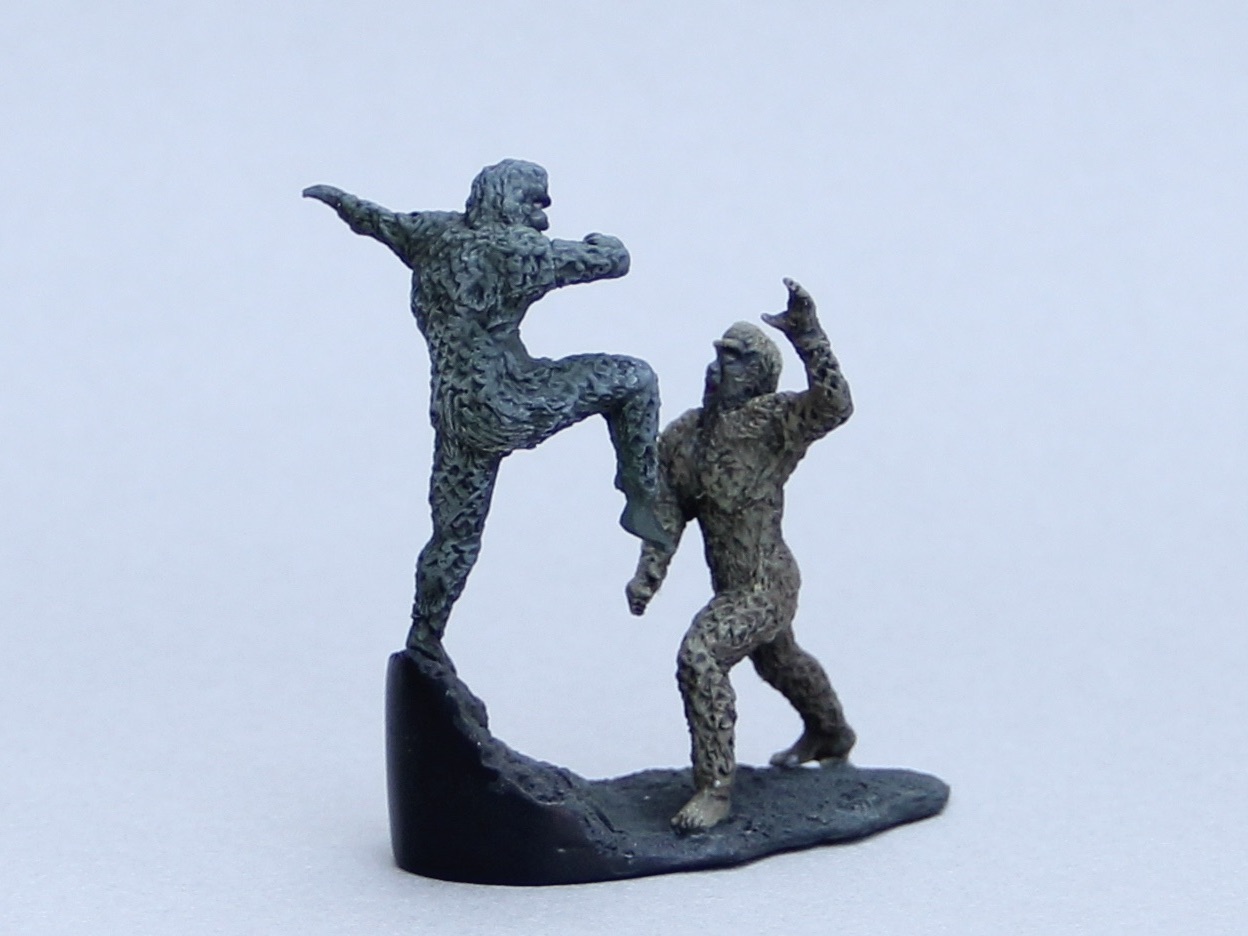 No.56 大怪獣総進撃 サンダ対ガイラ – 模型製作 かえる工房