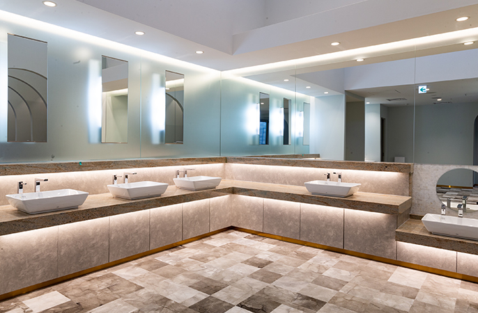 デラックストイレ | 刈谷ハイウェイオアシス