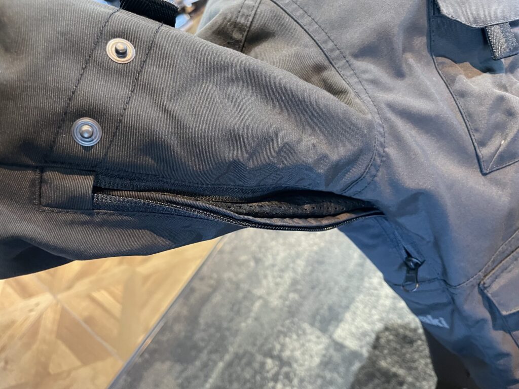 カワサキ モンスターオールシーズンパーカのご紹介 | KAWASAKI-ZONE