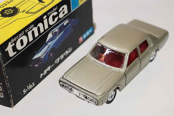 ミニカーショップ ケンボックス トミカ 黒箱☆32-2-2☆トヨタクラウン