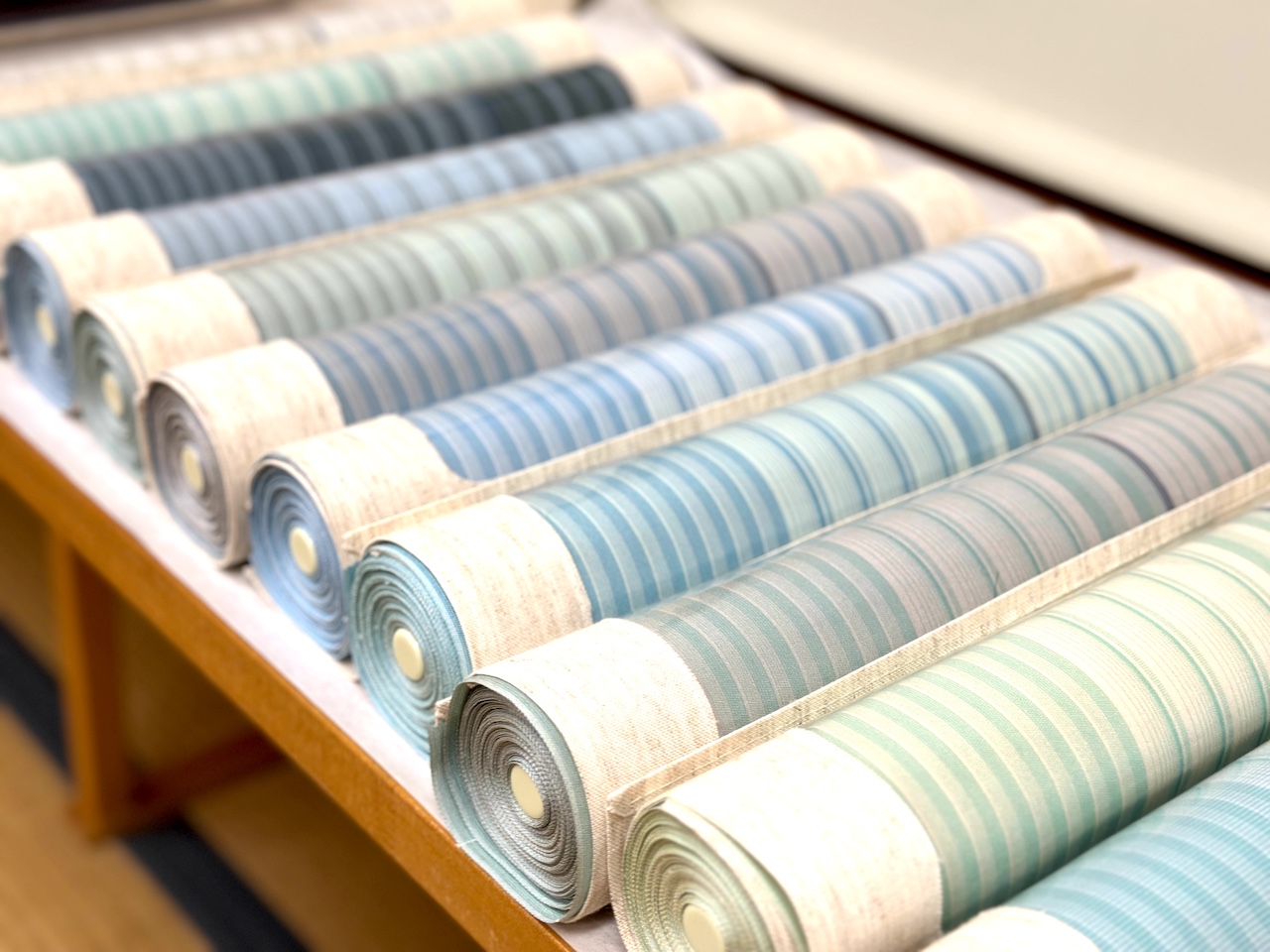 本塩沢・塩沢紬 | 新潟県・伝統的工芸品 | きもの苑