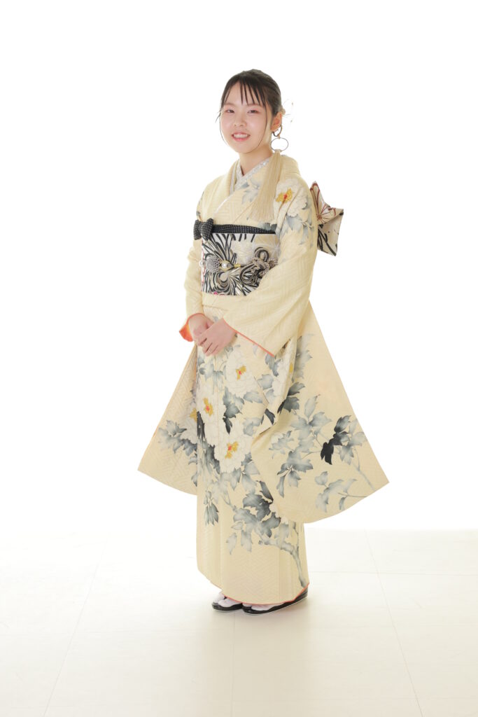 2026年度成人式、まだ間に合う！振袖選びを成功させる秘訣はこれだ