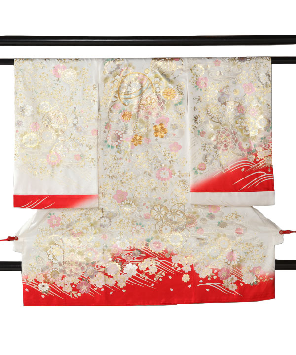 お宮参り産着レンタル 女の子｜白地にピンク 鞠や桜 金彩金駒刺繍