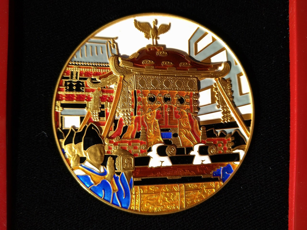 造幣局 七宝章牌 神田祭の紹介（2013） | 金銀砂子・造幣局の金属工芸