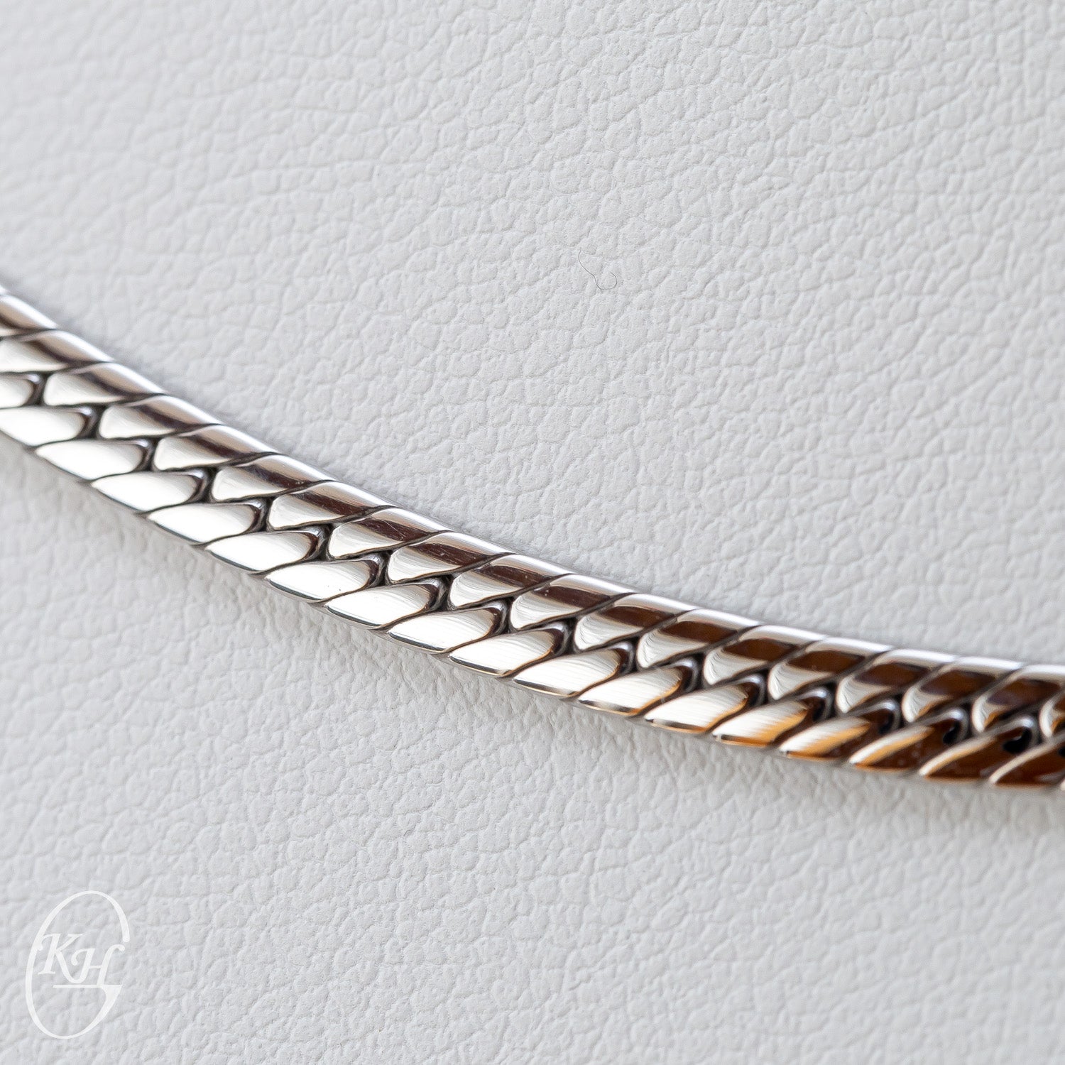 KHG合金ネックレス パワフル（小）インゴット付 男女兼用 – 株式会社