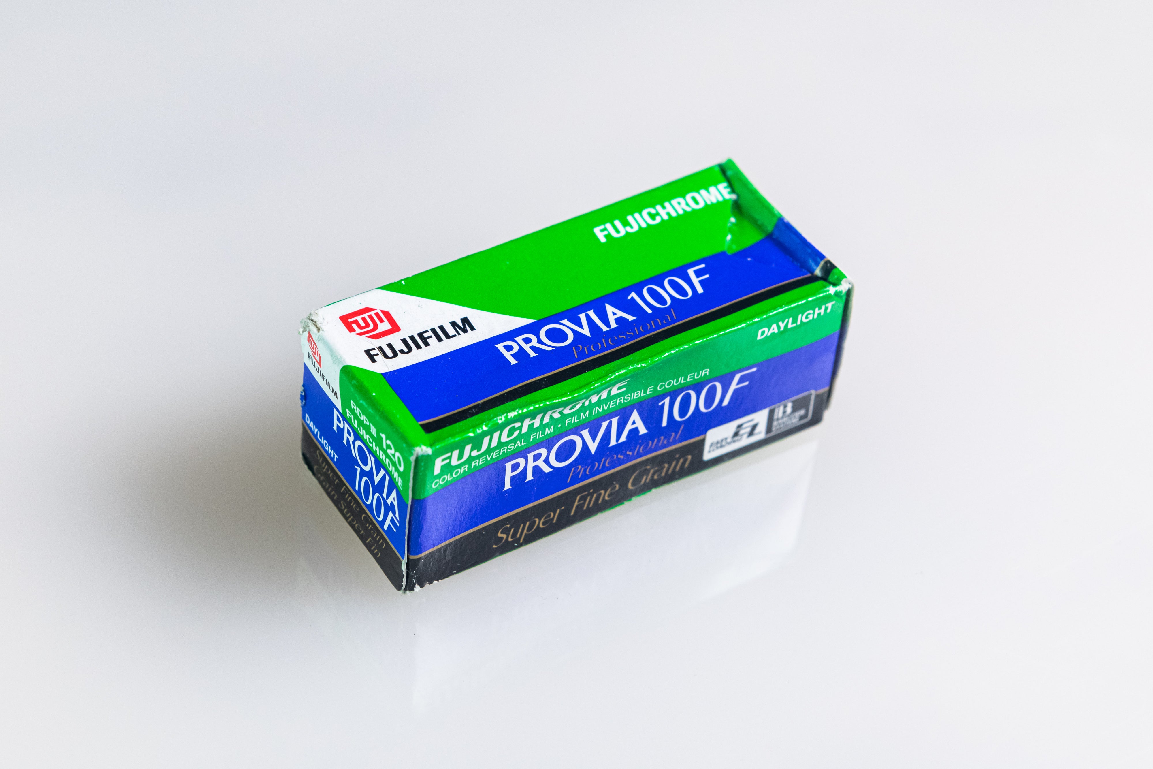 6 Rolls Fuji Provia 100F 120mm - Exp 2004 – KWAKUSHOP
