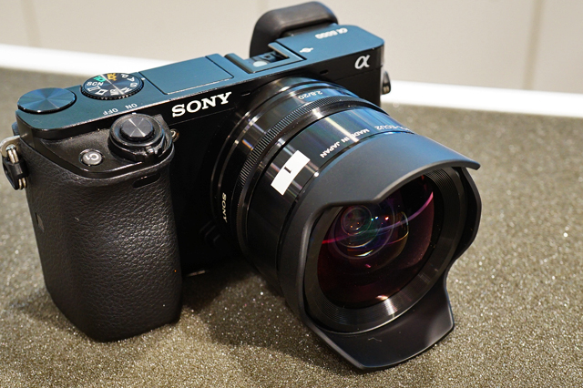 ソニーストアで、ウルトラワイドコンバーター「VCL-ECU2」とフィッシュ