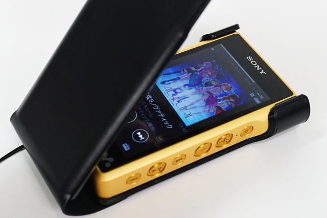 ウォークマン「NW-WM1Z / WM1A」を、好みの保護フィルムとレザーケース