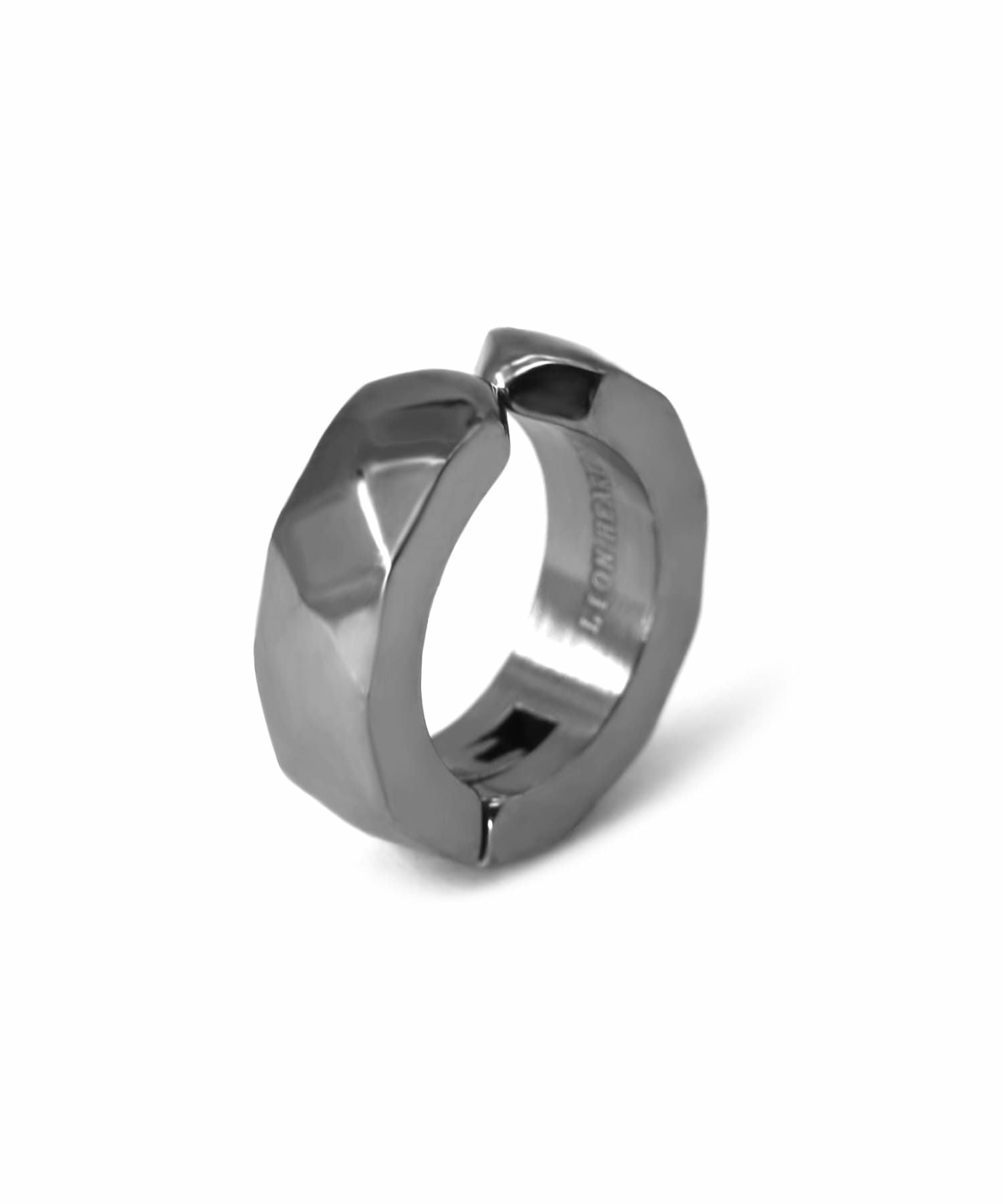 限定展開】カッティングイヤーカフ/ライトブラック/サージカル