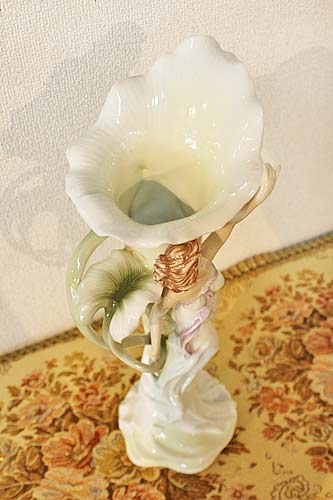 輸入雑貨 花瓶 フラワーベース ポーセリン ユニコーン 磁器 アール
