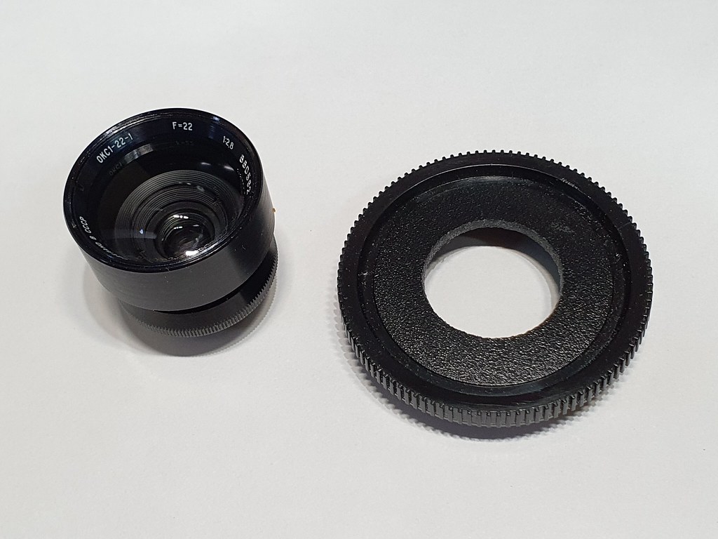 レンズ沼299本目】ロシアシネレンズOKC-1-22-1 28mm F2はAPS-Cスナップ