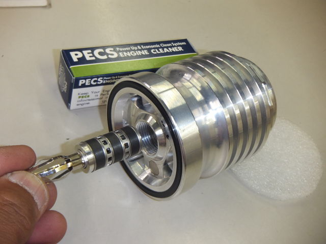 磁力型ペーパーレスオイルフィルターで二次摩耗を防ぐ : スタッフ