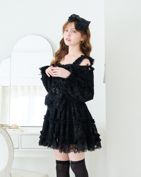 肩あきレースワンピース ｜ LIZ LISA（リズリサ）公式通販 ｜ Tokyo
