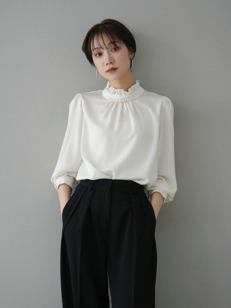予約]パールネックフリルブラウス/ホワイト – Lumier