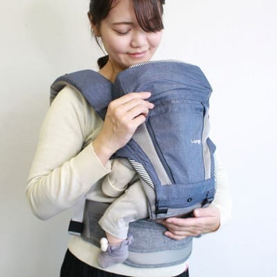 アイエンジェル新生児から使える抱っこ紐、超楽ヒップシートキャリア