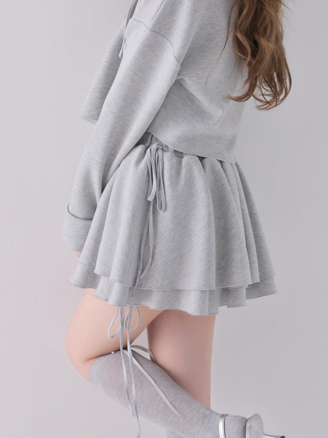 PRE ORDER ITEM – M me eme