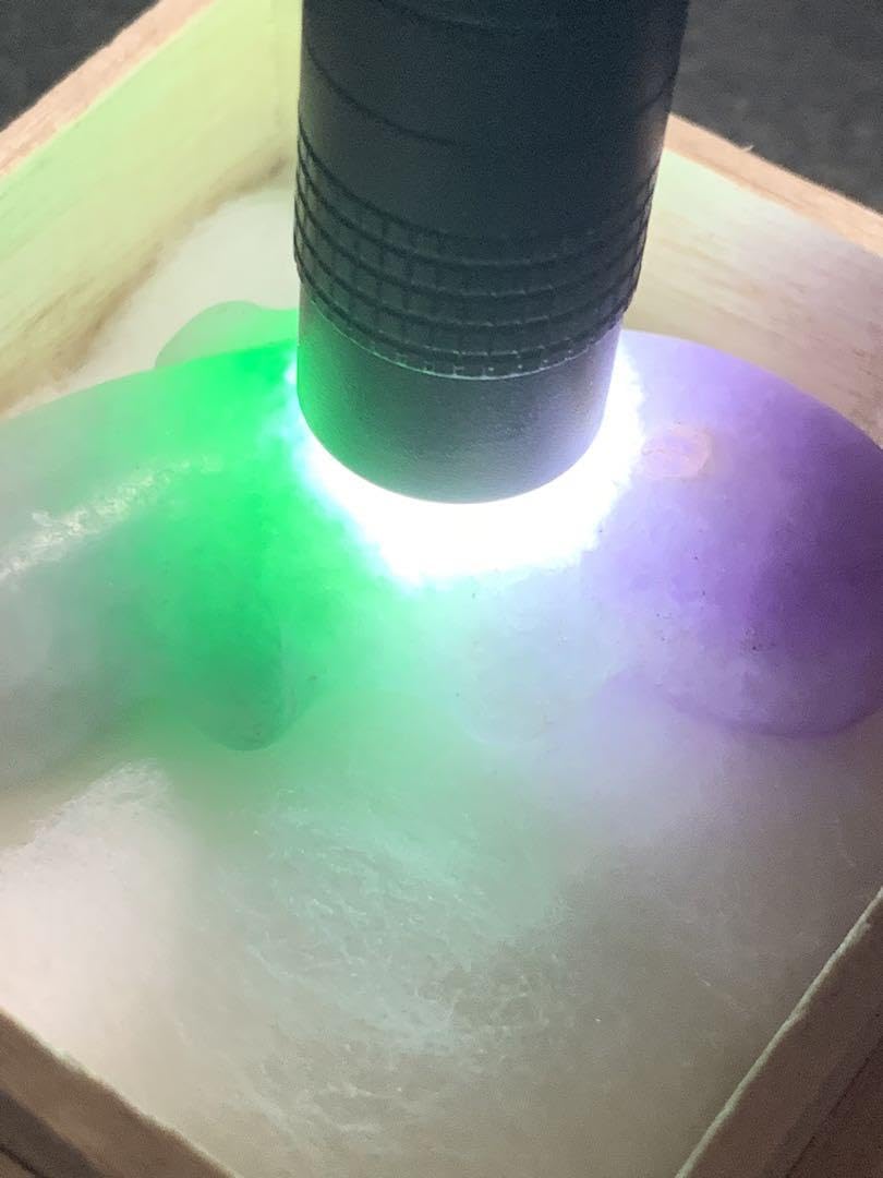 古墳期出土超ろうかん糸魚川紫翡翠勾玉ラベンダー翡翠縄文石器土器根付