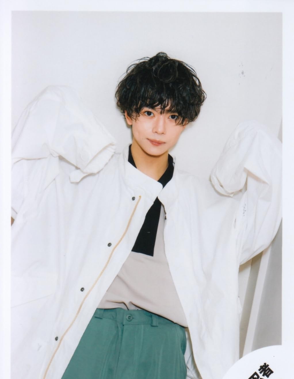 Amazon.co.jp: 少年忍者 公式 生 写真（織山尚大）SN0065 : おもちゃ