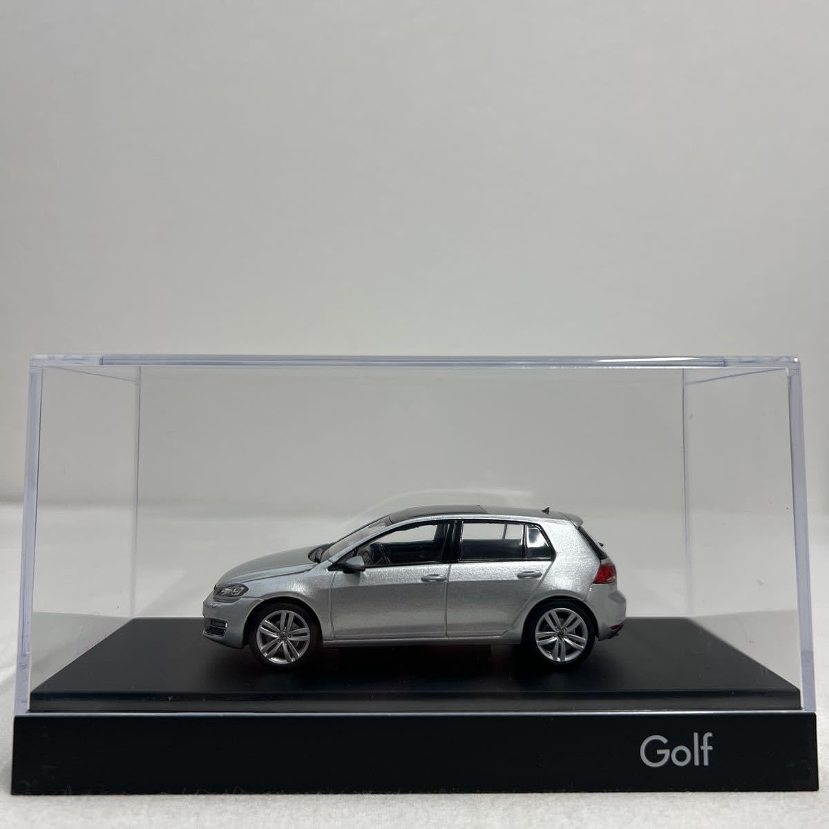 Amazon | Volkswagen ディーラー特注 1/43 Golf Ⅶ Silver フォルク