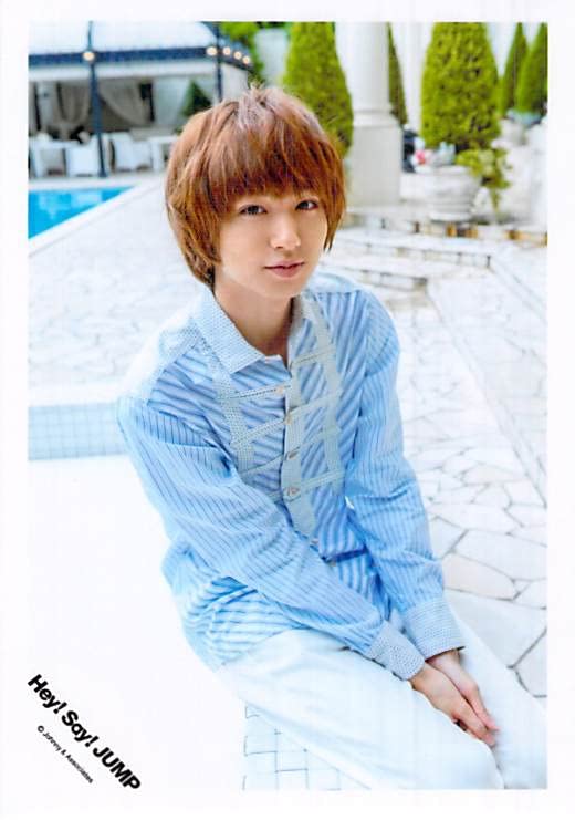 Amazon.co.jp: Hey!Say!Jump 公式写真・伊野尾慧 写真 フォト