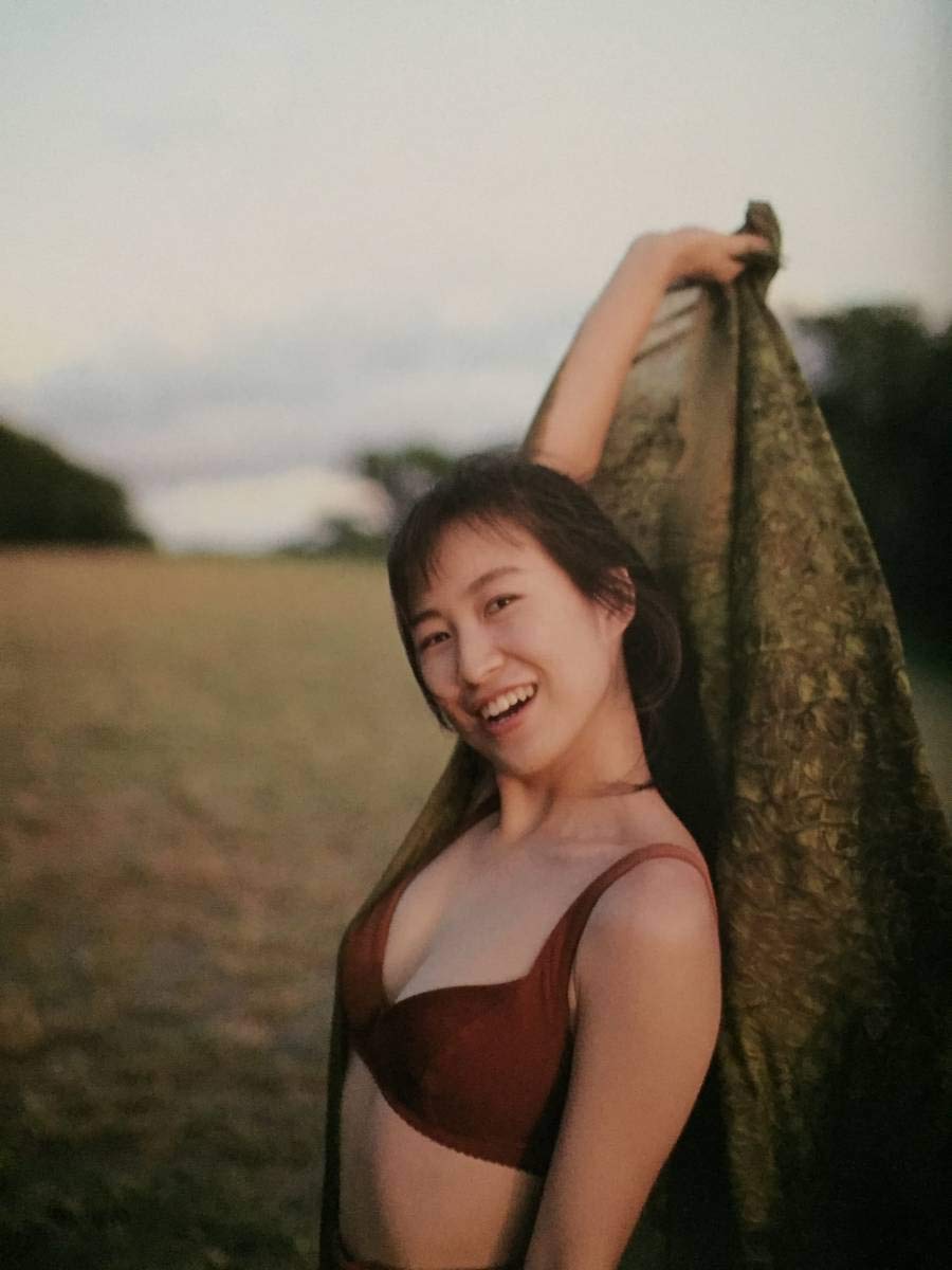 Amazon.co.jp: 古本 帯なし 写真集 別冊スコラ16 WOW! ワオ 森口博子