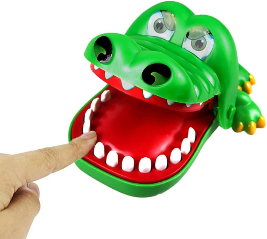Amazon | ZOMTOP 痛いワニ 危機一発 罠ランダム噛むワニ ワニワニ