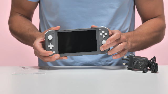 Nintendo Switch Lite Gri : Amazon.com.tr: Video Oyunu ve Konsol
