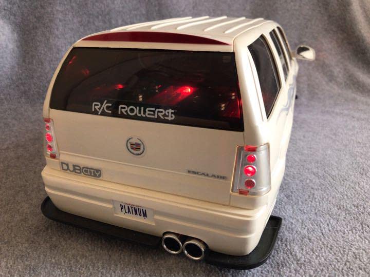 Amazon.co.jp: Jada TOYS RC DUB CITY キャデラックエスカレード1 12