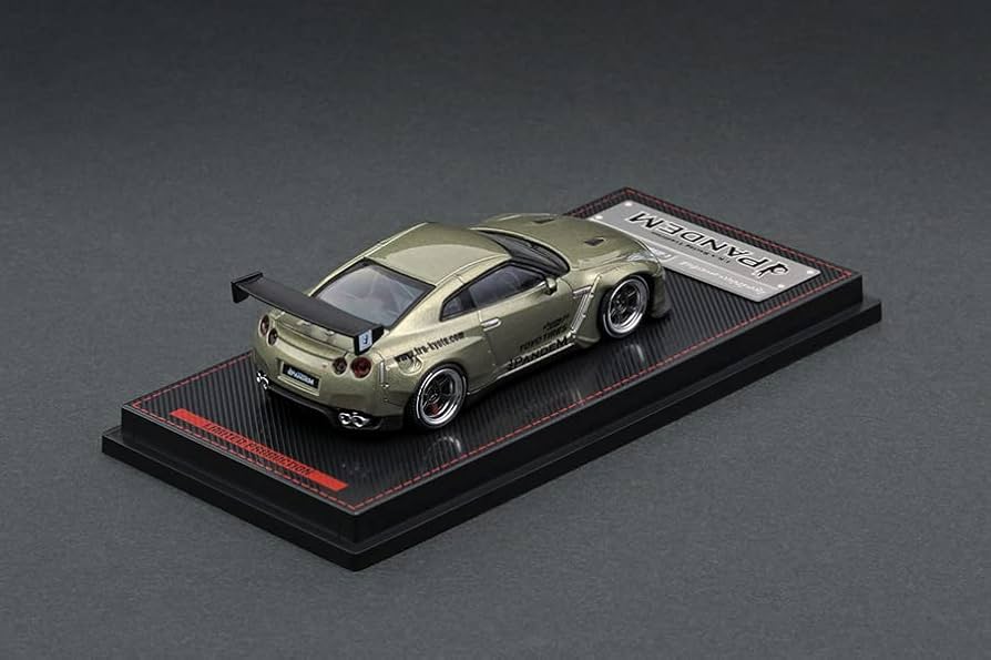 イグニッションモデル PANDEM 1/18 R35 GTR マジョーラ イグニッション