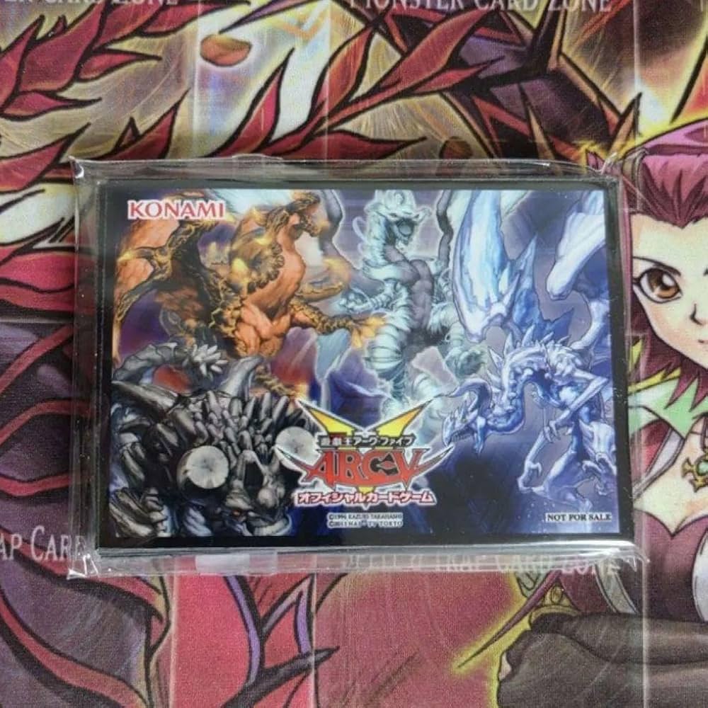 Amazon.co.jp: 超希少 遊 戯 王 公式 征竜 スリーブ アジア限定 55枚