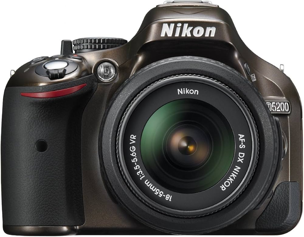 Amazon | Nikon デジタル一眼レフカメラ D5200 レンズキット AF-S DX