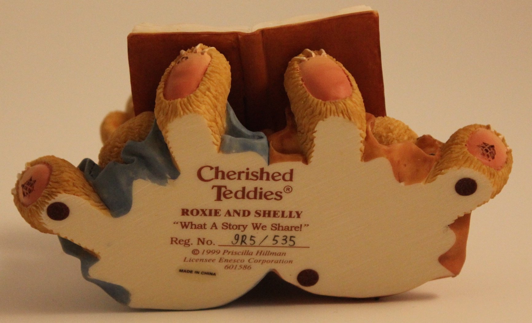 Amazon.com: Cherished Teddies 1999 Roxie And Shelly 601586 : Toys