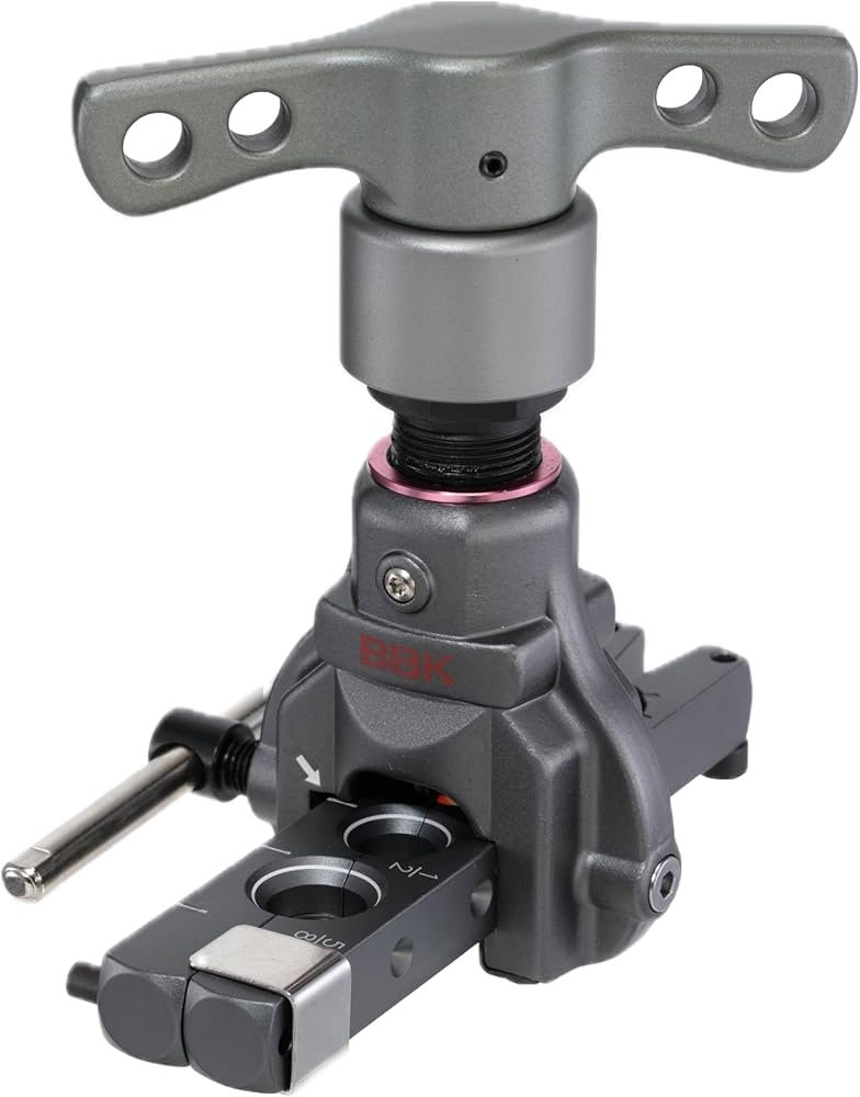 Amazon | BBK 超軽量型フレアツール(クラッチ式) 700-OPA | パイプレンチ